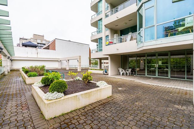 1102 - 140 E 14 Th Street, Condo with 1 bedrooms, 1 bathrooms and 1 parking in North Vancouver BC | Image 21