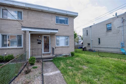 6912 Greenwood St, Pittsburgh, PA, 15206-1144 | Card Image