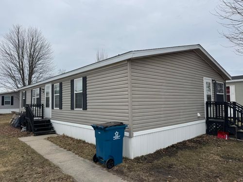 2728 S Sedge Ln, Mount Pleasant, MI, 48858-6921 | Card Image