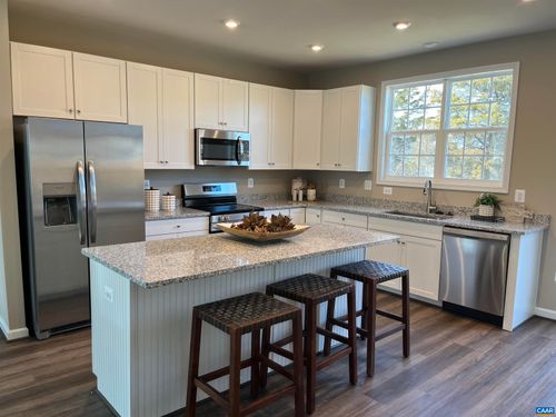 345 Willowshire Ct, WAYNESBORO, VA, 22980-1874 | Card Image