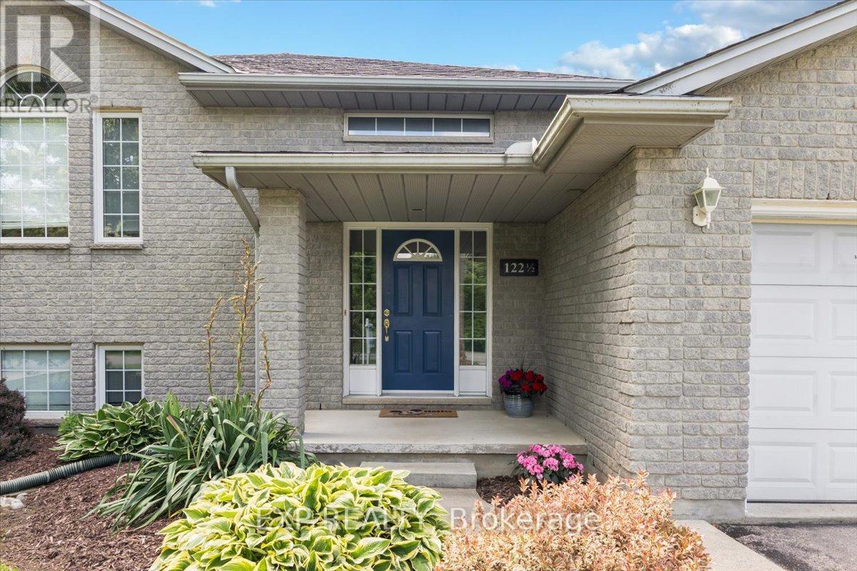 Residential in Middlesex Centre (Komoka) 4