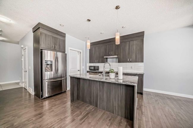 252 Nolanhurst Crescent Nw, Home with 5 bedrooms, 3 bathrooms and 4 parking in Calgary AB | Image 3