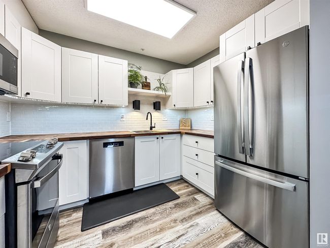 9131 99 St Nw, Condo with 2 bedrooms, 2 bathrooms and 1 parking in Edmonton AB | Image 11