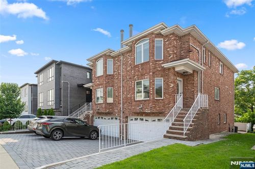 269B 7th St, Palisades Park, NJ, 07650-4036 | Card Image