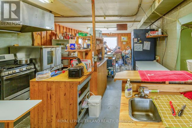 288 King St S, Home with 0 bedrooms, 0 bathrooms and null parking in Highgate ON | Image 36