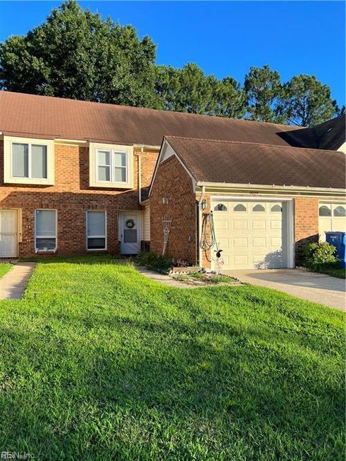 4025 Oak Moss Ct, Chesapeake, VA, 23321-3723 | Card Image