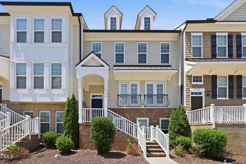 2104 Peakside Drive, Apex, NC, 27523 | Card Image