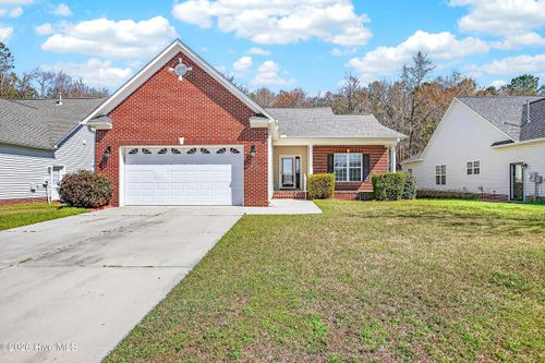 202 Winterlochen Dr, Jacksonville, NC, 28540-9127 | Card Image