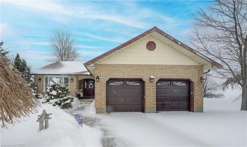 34381 Denfield Rd, Lucan, ON, N0M2J0 | Card Image