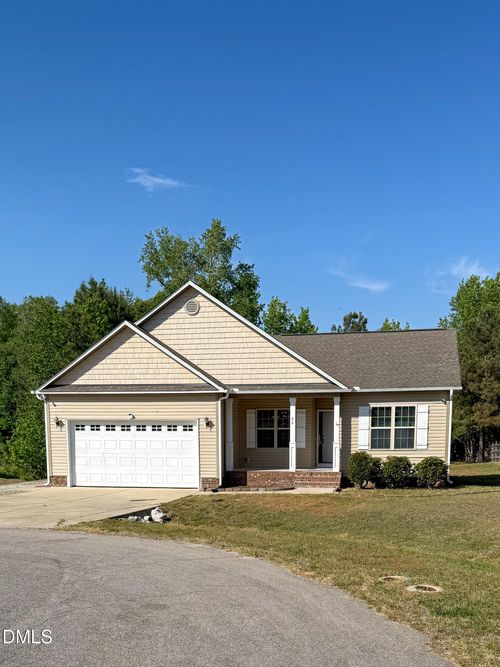 82 Meherrin Ct, Archer Lodge, NC, 27527-5111 | Card Image