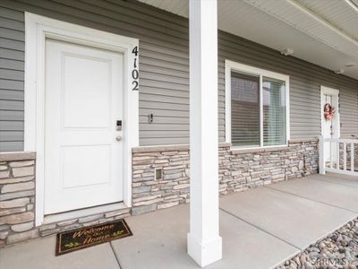 4102 - 651 S 2400 W, Condo with 3 bedrooms, 2 bathrooms and 2 parking in Rexburg ID | Image 2