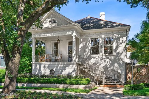 15 Neron Pl, New Orleans, LA, 70118-4263 | Card Image