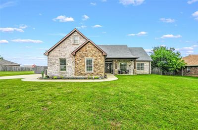 612 Laurel Drive, House other with 4 bedrooms, 3 bathrooms and null parking in Wills Point TX | Image 2