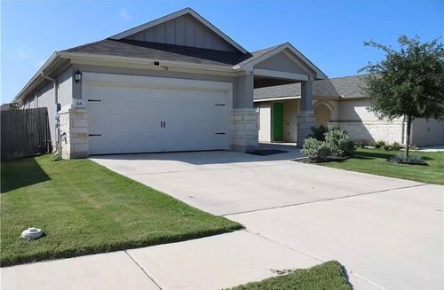 201 Mcfarland St, Georgetown, TX, 78628-2219 | Card Image