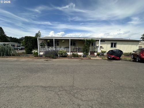22-1267 Tucker Rd, Hood River, OR, 97031-9638 | Card Image