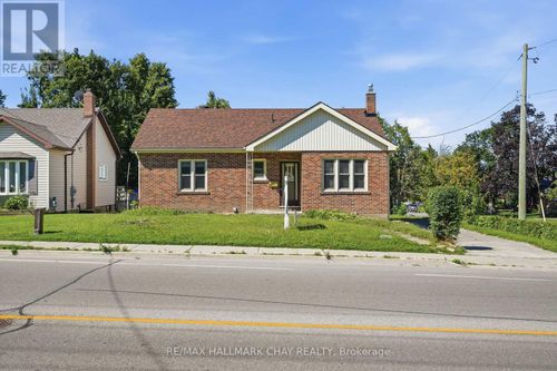 174 St Vincent St, Barrie, ON, L4M3Z2 | Card Image