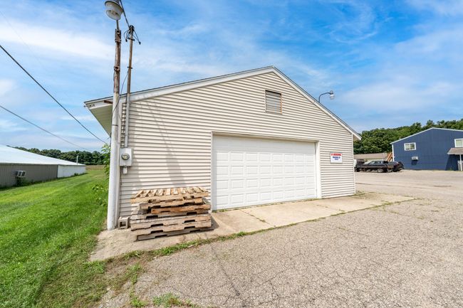 938 Doster Rd, Home with 0 bedrooms, 1 bathrooms and 35 parking in Plainwell MI | Image 32
