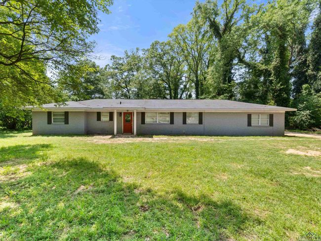 1137 Fm 2985, House other with 4 bedrooms, 2 bathrooms and null parking in Hughes Springs TX | Image 6
