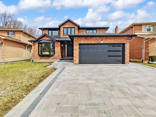46 Sycamore Dr, Thornhill, ON, L3T5V6 | Card Image