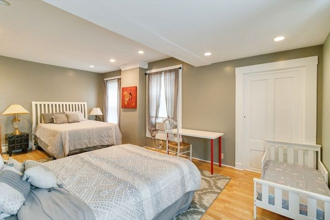 20 Edward St, House other with 8 bedrooms, 8 bathrooms and 7 parking in Worcester MA | Image 21