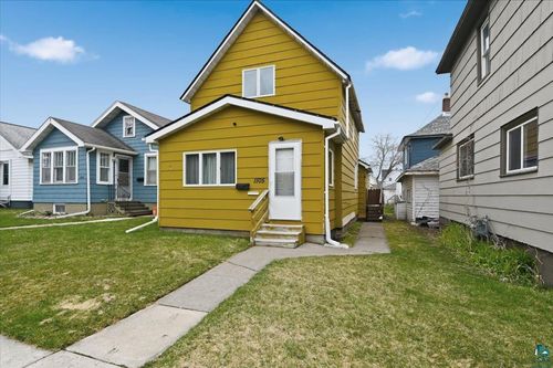 1105 Weeks Ave, Superior, WI, 54880-1841 | Card Image