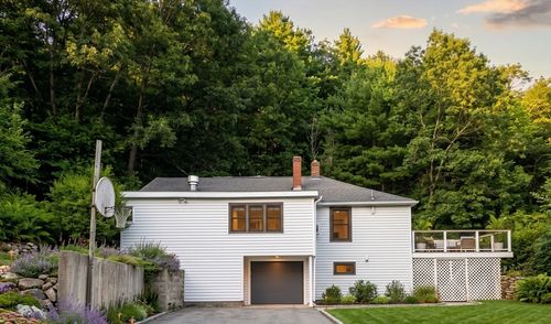 27 High St, Sturbridge, MA, 01518-1189 | Card Image