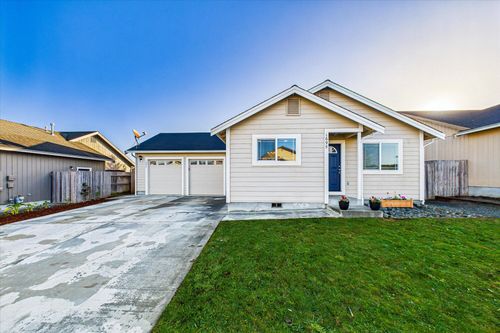 1697-1695-1697 Oakdale Dr, McKinleyville, CA, 95519-7135 | Card Image