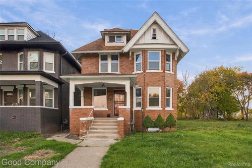 2187 Harding St, Detroit, MI, 48214-3126 | Card Image