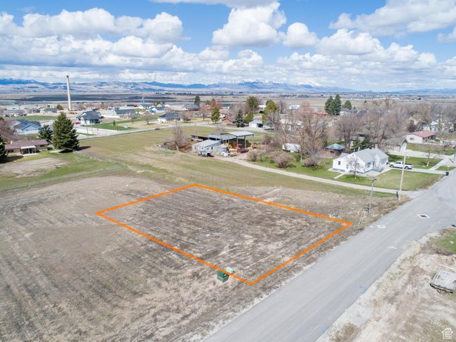 Bird's eye view with a mountain view and a residential view | Image 17