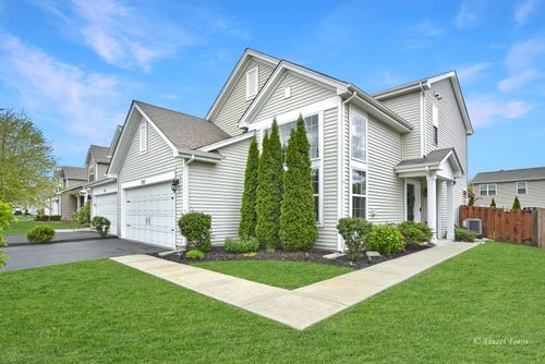 283 Maryland Ln, Pingree Grove, IL, 60140-8848 | Card Image