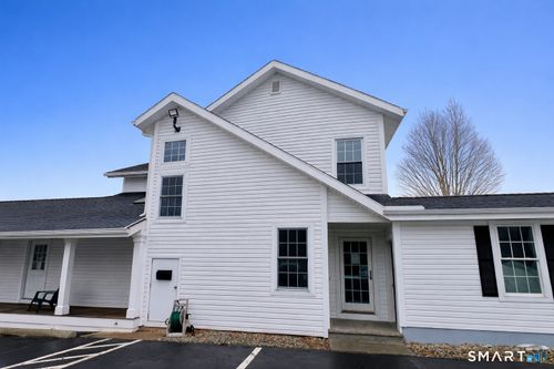 435 Foxon Rd, North Branford, CT, 06471-1140 | Card Image