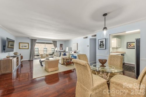421-1323 Queens Rd, Charlotte, NC, 28207-2168 | Card Image