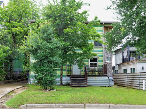 a-2409 E 9th St, Austin, TX, 78702-3533 | Card Image