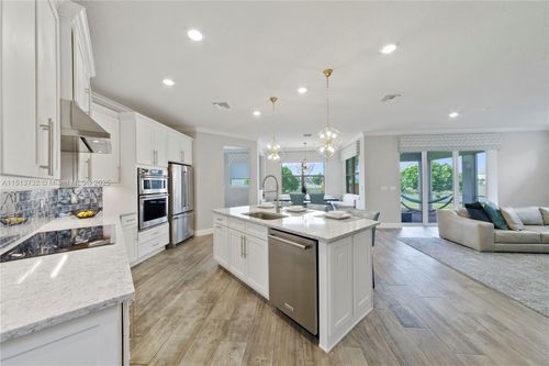 4534 Greenway Dr, Hollywood, FL, 33021-2143 | Card Image