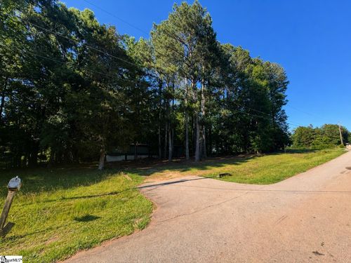 126 Major Meadows Rd, Belton, SC, 29627-9595 | Card Image