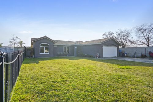 441 W Glenhaven Ct, Visalia, CA, 93291-2075 | Card Image