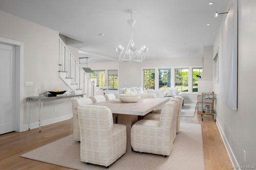 1 Primrose Ln, Port Chester, NY, 10573-1424 | Card Image