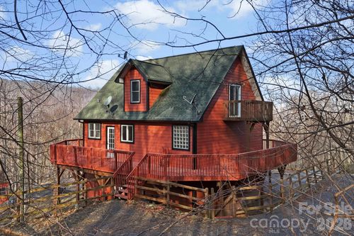 11 Roberts Dr, Swannanoa, NC, 28778-2315 | Card Image