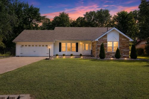1004 Illinois St, Marion, IL, 62959-3712 | Card Image