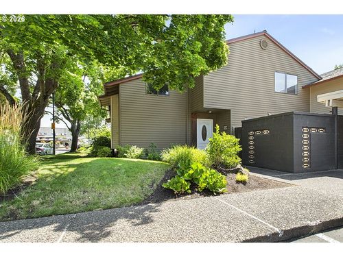 224 N Hayden Bay Dr, Portland, OR, 97217-7973 | Card Image
