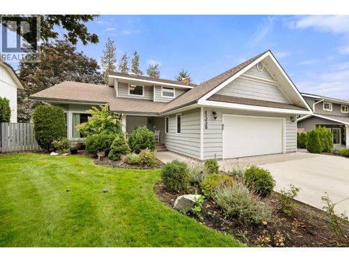 4338 Dunvegan Crt, Kelowna, BC, V1W2N6 | Card Image