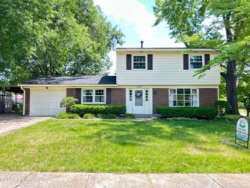 2009 Meadowgate Ln, Louisville, KY, 40223-1123 | Card Image