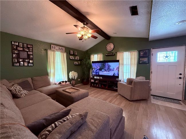 5742 Hidden Valley Loop, House other with 3 bedrooms, 2 bathrooms and null parking in Sandia TX | Image 9