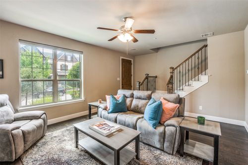 c-4665 Dozier Rd, Carrollton, TX, 75010-4216 | Card Image