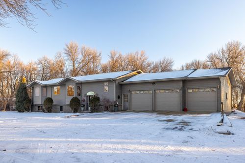 102 County Highway 1, Fessenden, ND, 58438-9324 | Card Image