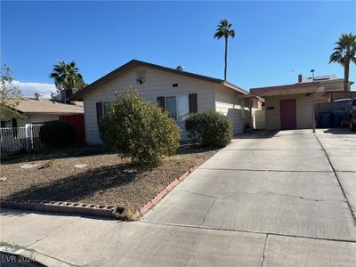 5218 San Anselmo Street, House other with 3 bedrooms, 2 bathrooms and null parking in Las Vegas NV | Image 2