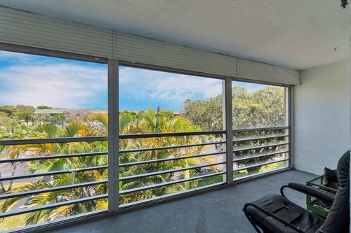 304-5190 E Sabal Palm Blvd, Tamarac, FL, 33319-2676 | Card Image