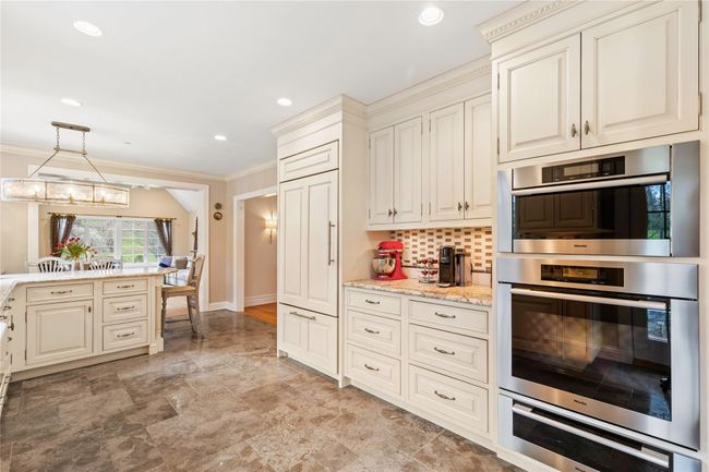 Kitchen designed by Mel Eilon, built by Bilotta Kitchens | Image 12