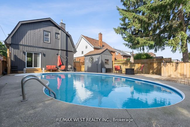 48 Burwell St, House other with 3 bedrooms, 2 bathrooms and 3 parking in Brantford ON | Image 21