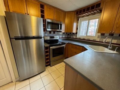 7 - 244 18th St, Condo with 2 bedrooms, 1 bathrooms and 1 parking in Dracut MA | Image 2